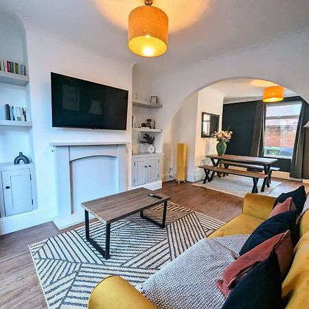 Homely 3 Bedroom House Perfect For Family And Friends เกทส์เฮด ภายนอก รูปภาพ