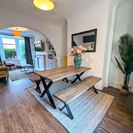 Homely 3 Bedroom House Perfect For Family And Friends เกทส์เฮด ภายนอก รูปภาพ